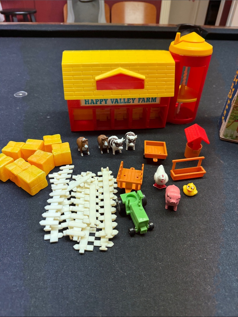 Vintage Sears Happy Valley Farm Playset
(31 pieces)